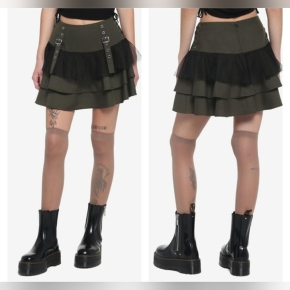 Hot Topic Green Ruffle Tiered Tulle Mesh Strap Lace Skater Mini Skirt Women's M - Picture 1 of 11